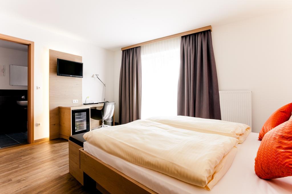 Hotel Meyers Isenbüttel Pokoj fotografie